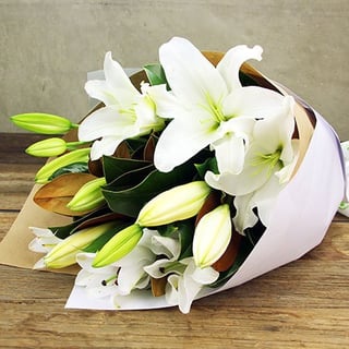 Perfumed White Oriental Lilies