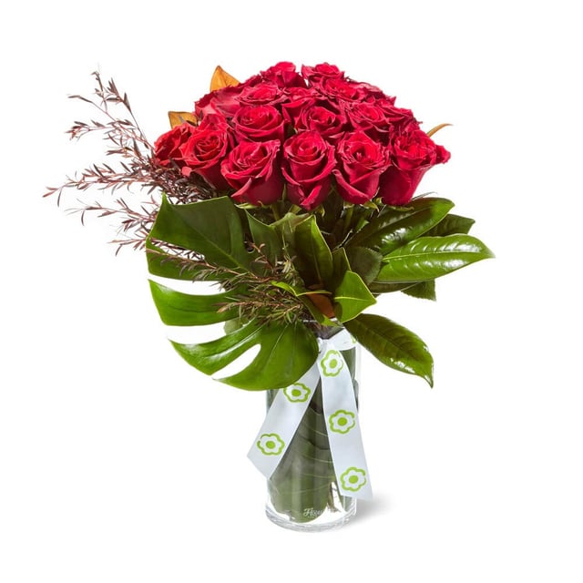 Magnificent Columbian rose vase