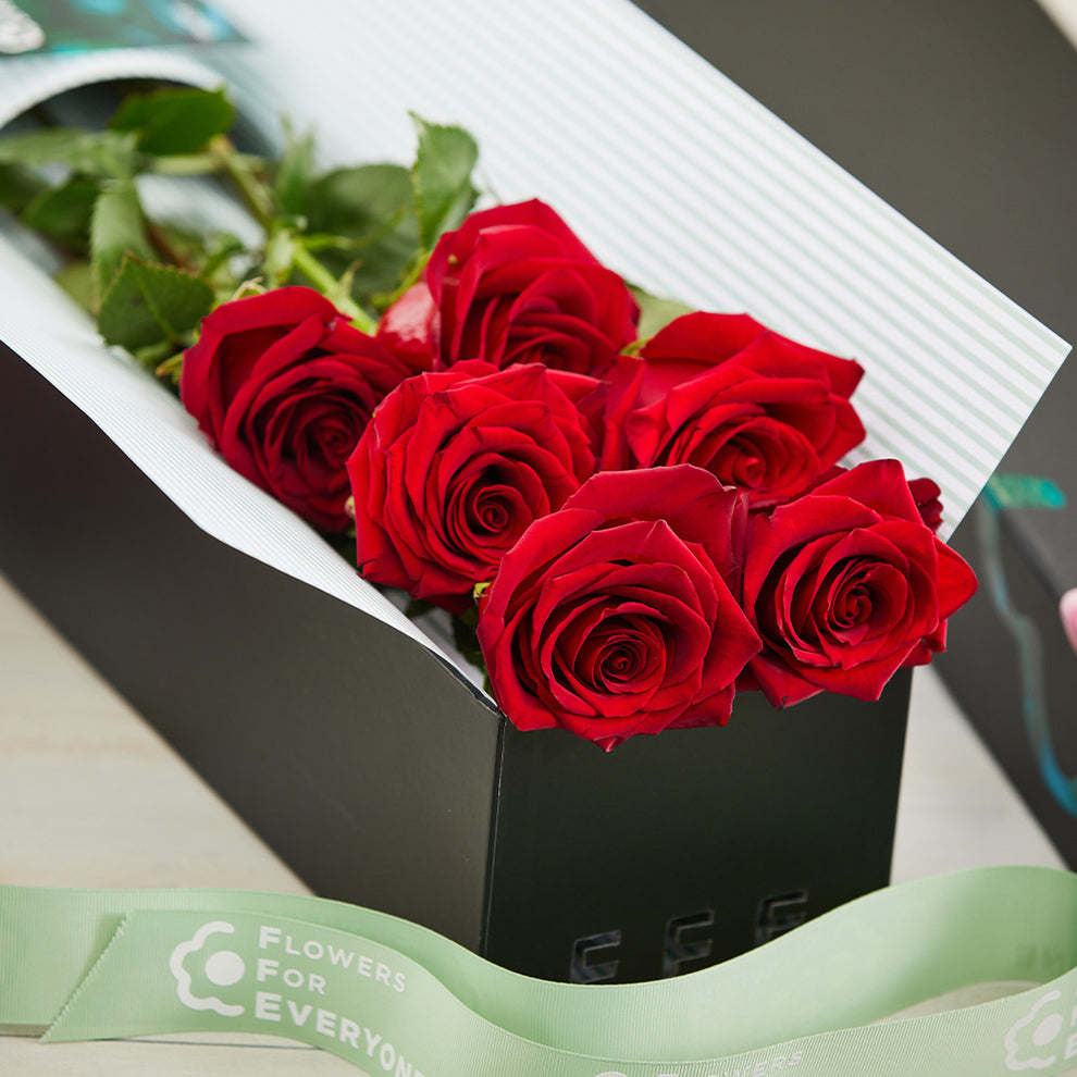 Small Red Roses Box 6 Red Rose Box