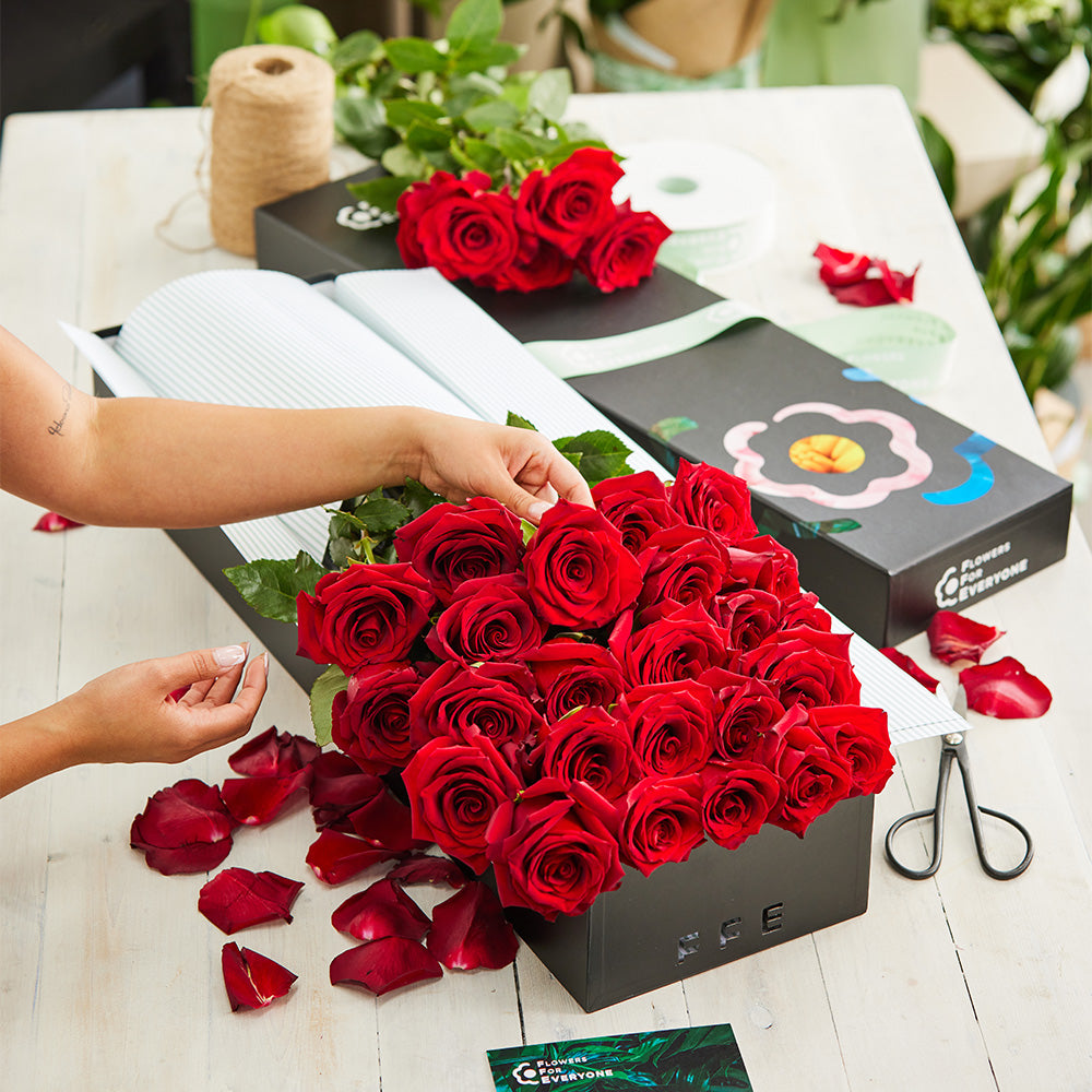 24 Red Rose Box