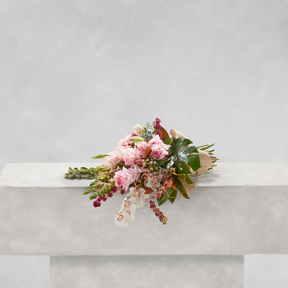 SOFT BLUSH SHEAF