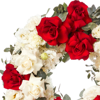 Classic Red and White Wreath
