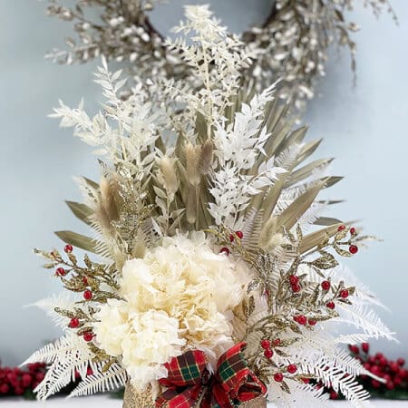 Preserved flowers for christmas