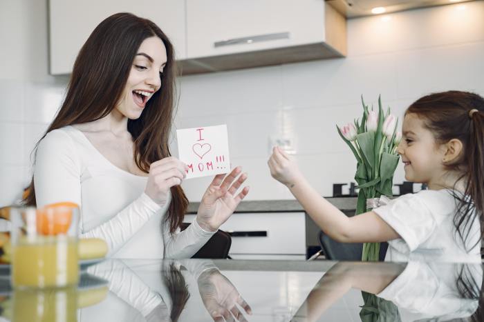 5 Ways To Treat Your Mum This Mother's Day From Home