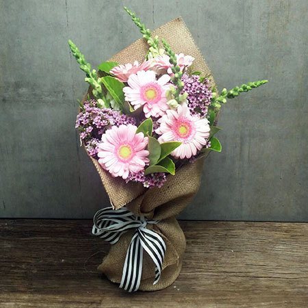 Country Cottage Posy (Melbourne Only)