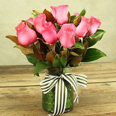 Pretty in Pink Roses Delivered in Vase 