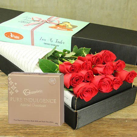 Red Roses & Chocolate with FREE Ecoya Candle