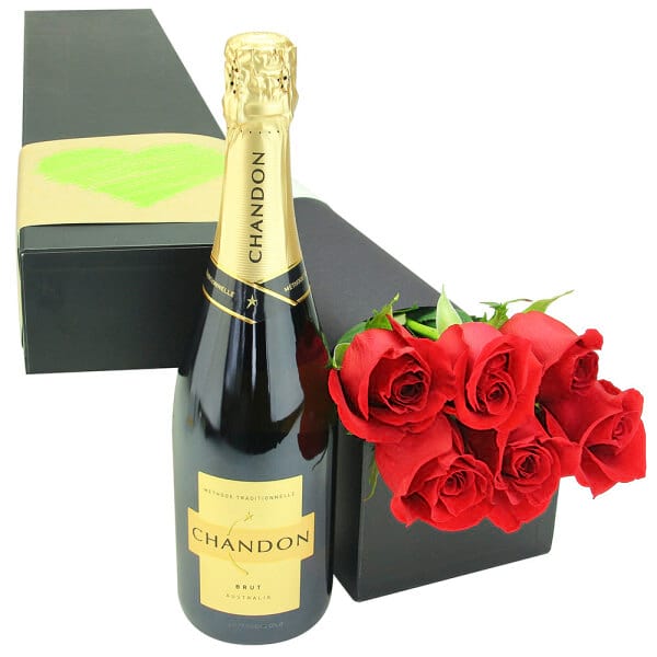 6 Red Roses and Sparkling Wine for Valentine`s Day